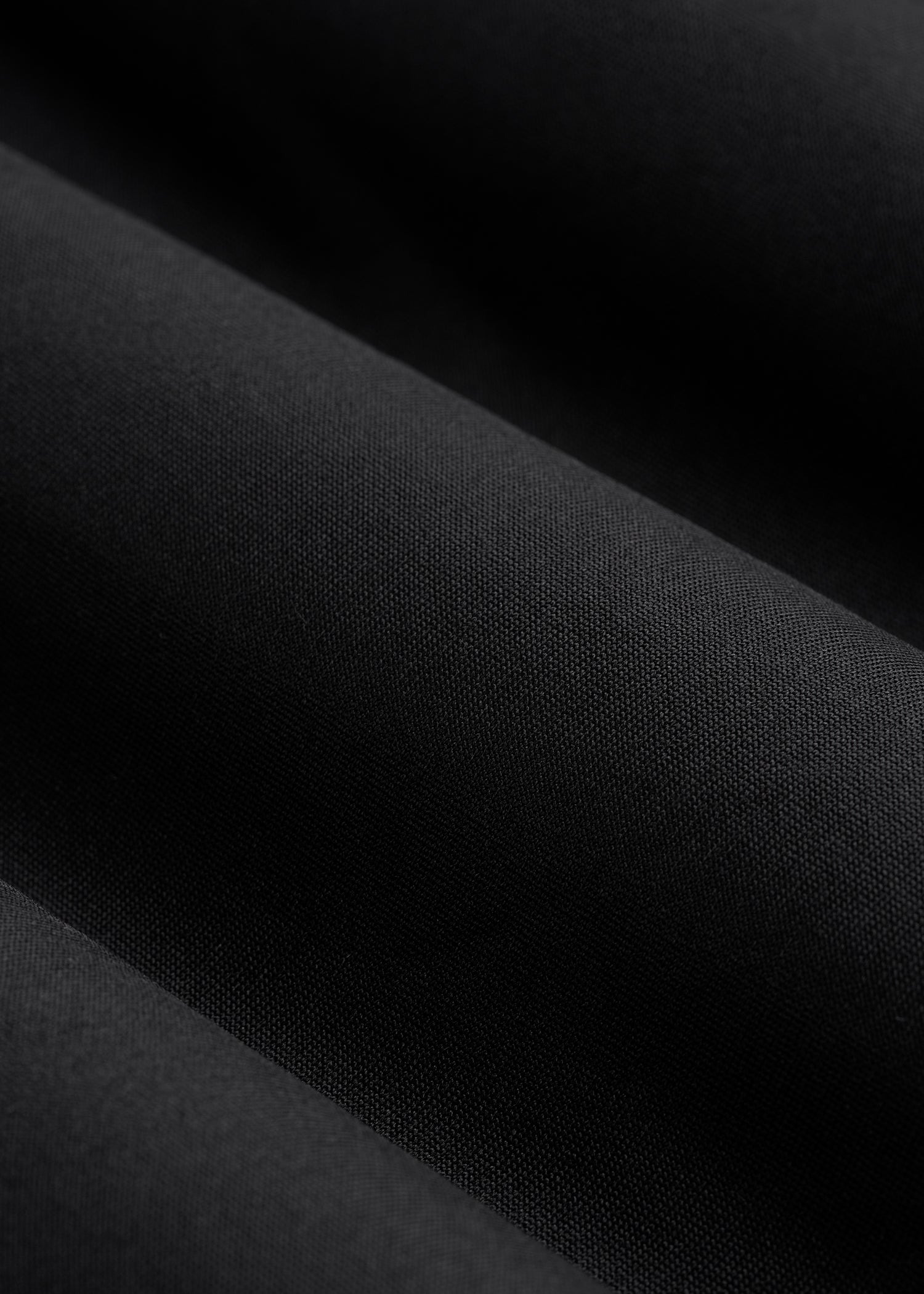 American-Tall-Women-short-sleeve-active-v-neck-tee-Black-Macro